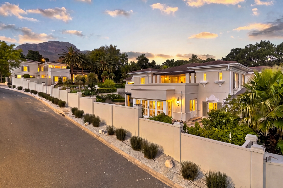 9 Bedroom Property for Sale in Parel Vallei Western Cape